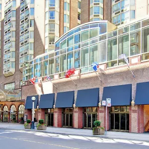 Doubletree By Hilton Downtown **** טורונטו